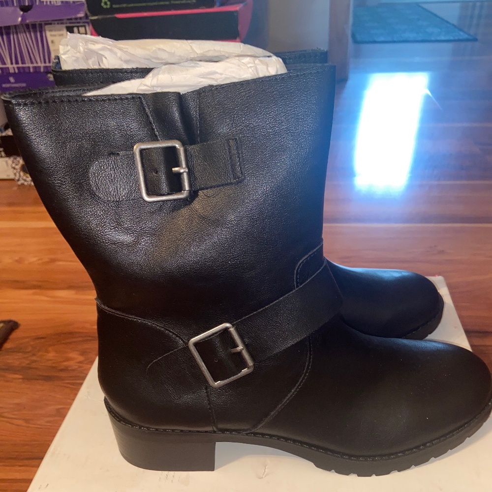 Brand New Boots w/Buckles